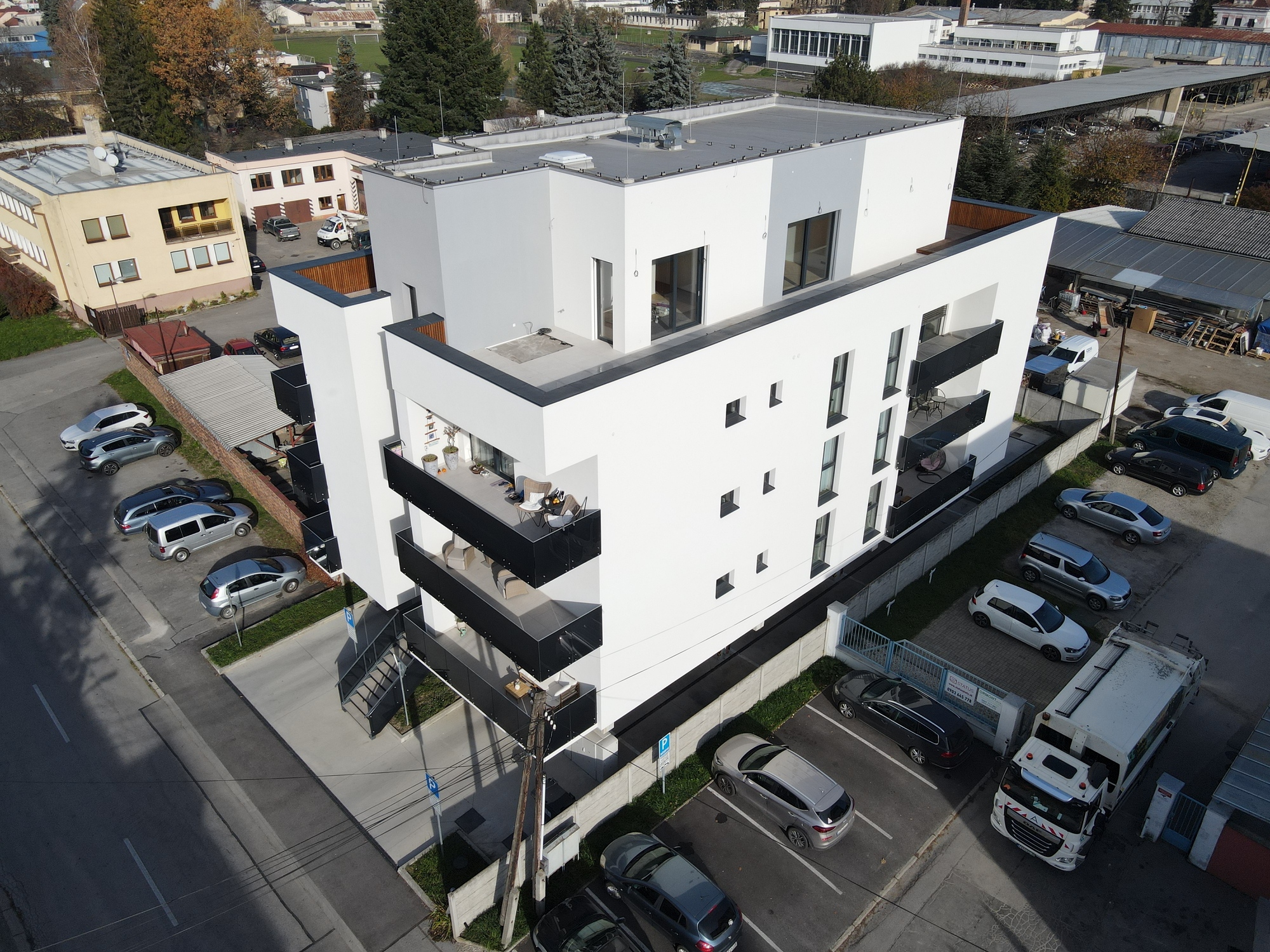 nadstavime-sk_obnova_bytovych_domov_bratislava_zilina_slovensko_bytovy_dom__pri_rajcianke