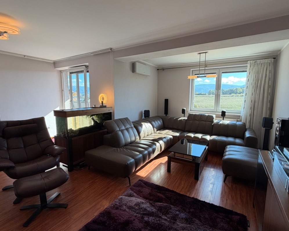 - Predané - Luxusný 156,84m2 byt s krásnym výhľadom - Žilina - Hájik